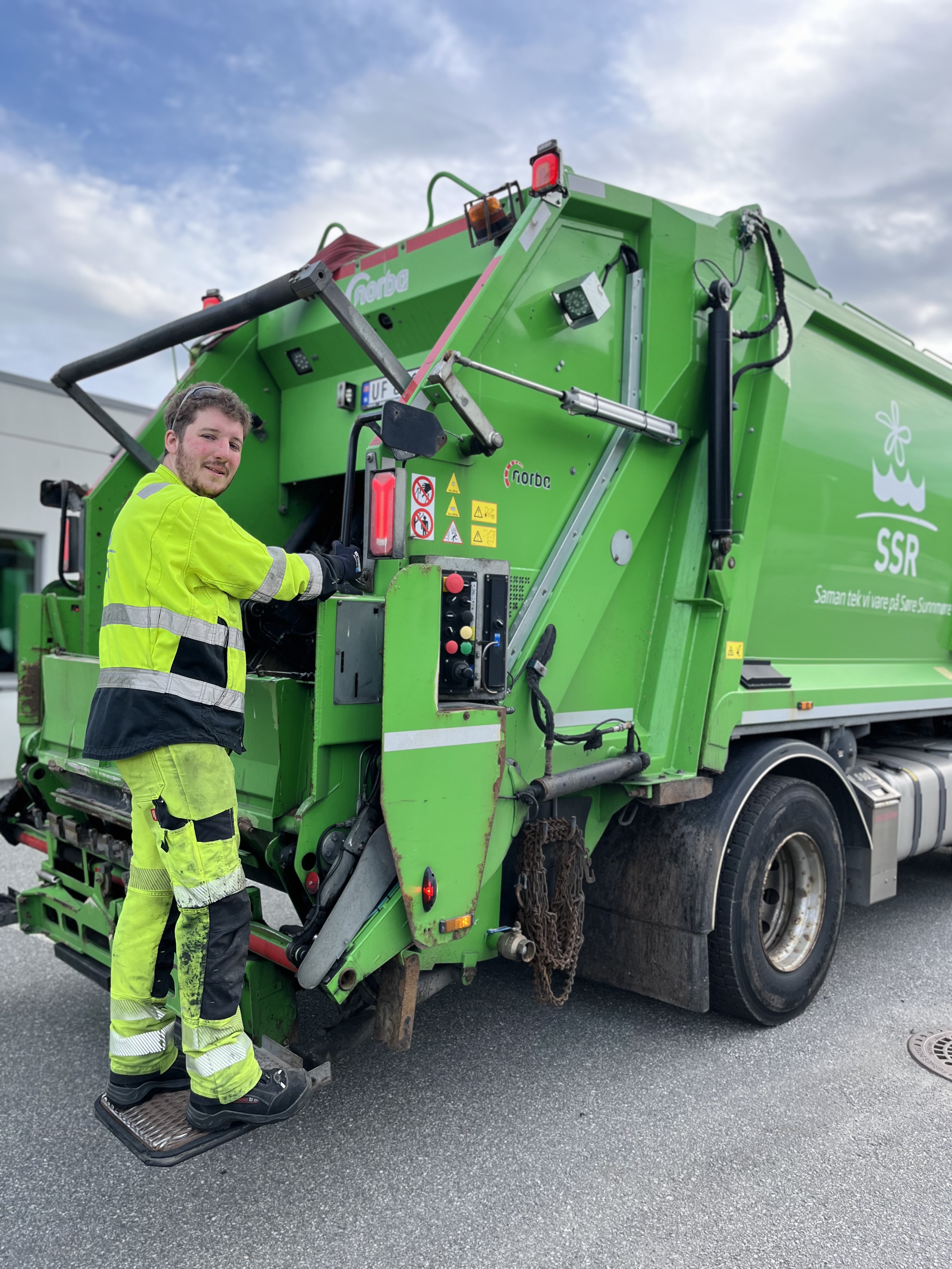 Renovatør